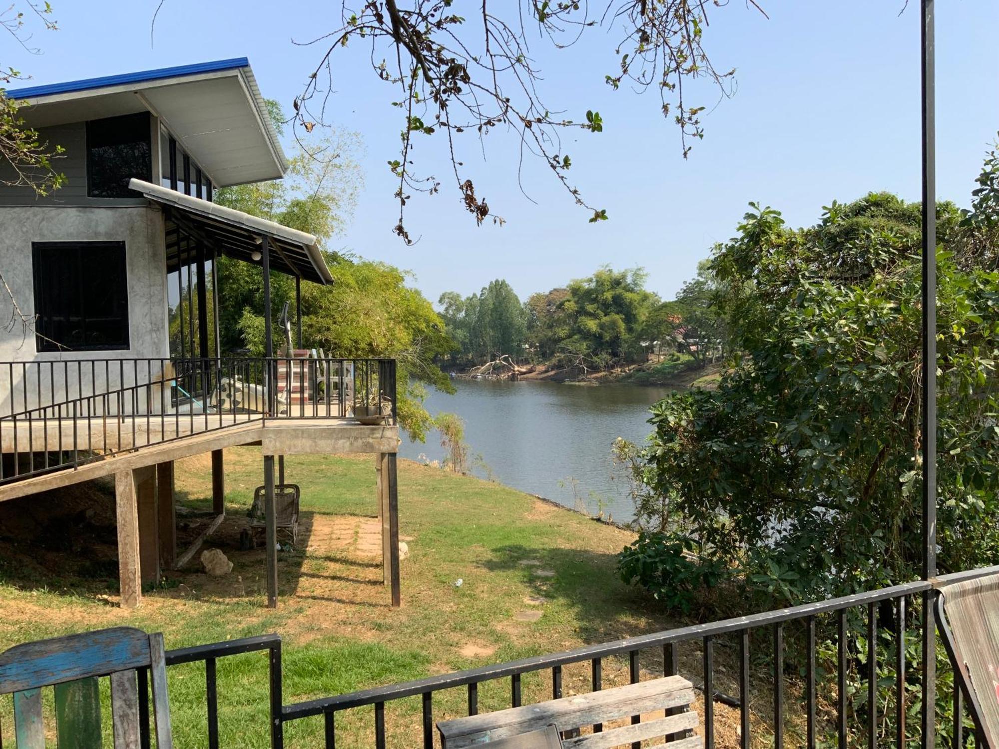 Morocco Blue Cafe By Chilong River Farm Resort Muang Kosum Eksteriør bilde