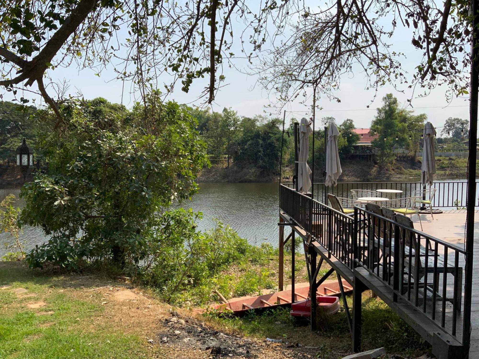 Morocco Blue Cafe By Chilong River Farm Resort Muang Kosum Eksteriør bilde