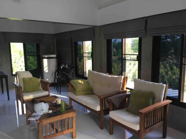 Morocco Blue Cafe By Chilong River Farm Resort Muang Kosum Eksteriør bilde